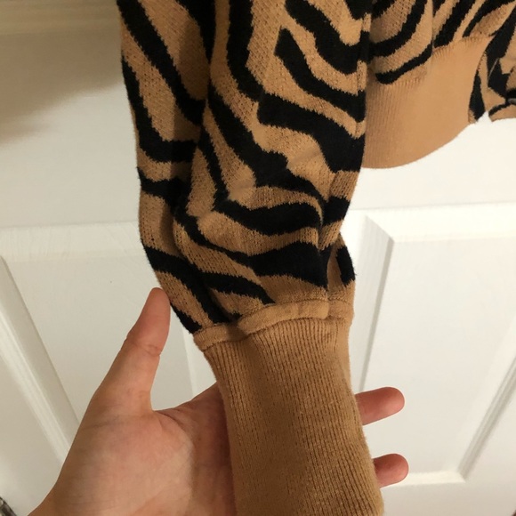 Anthropologie zebra pattern cardigan S - Picture 5 of 5